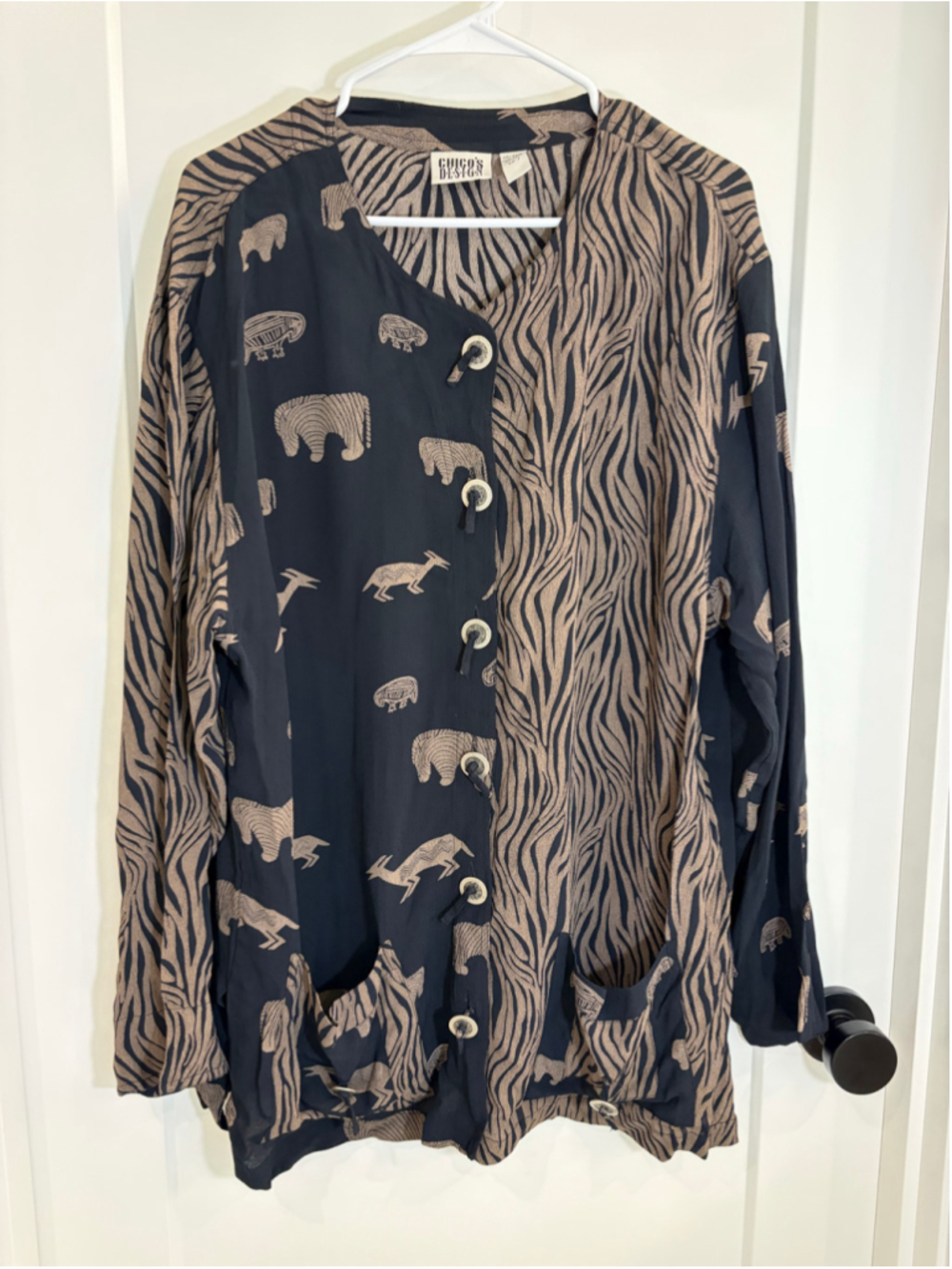Women's Chico's Vintage Safari Animal Zebra Print Button Top Size 2